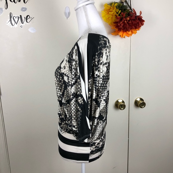 LOVE COUTURE DOLMAN SLEEVE SCOOP NECK SIZE MED - Picture 3 of 7